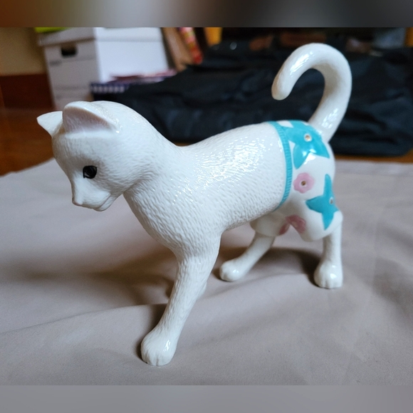 Lenox Cat Sculpture Figurine Fine Ivory China - "Kitty's Surf Lesson" - Picture 1 of 6